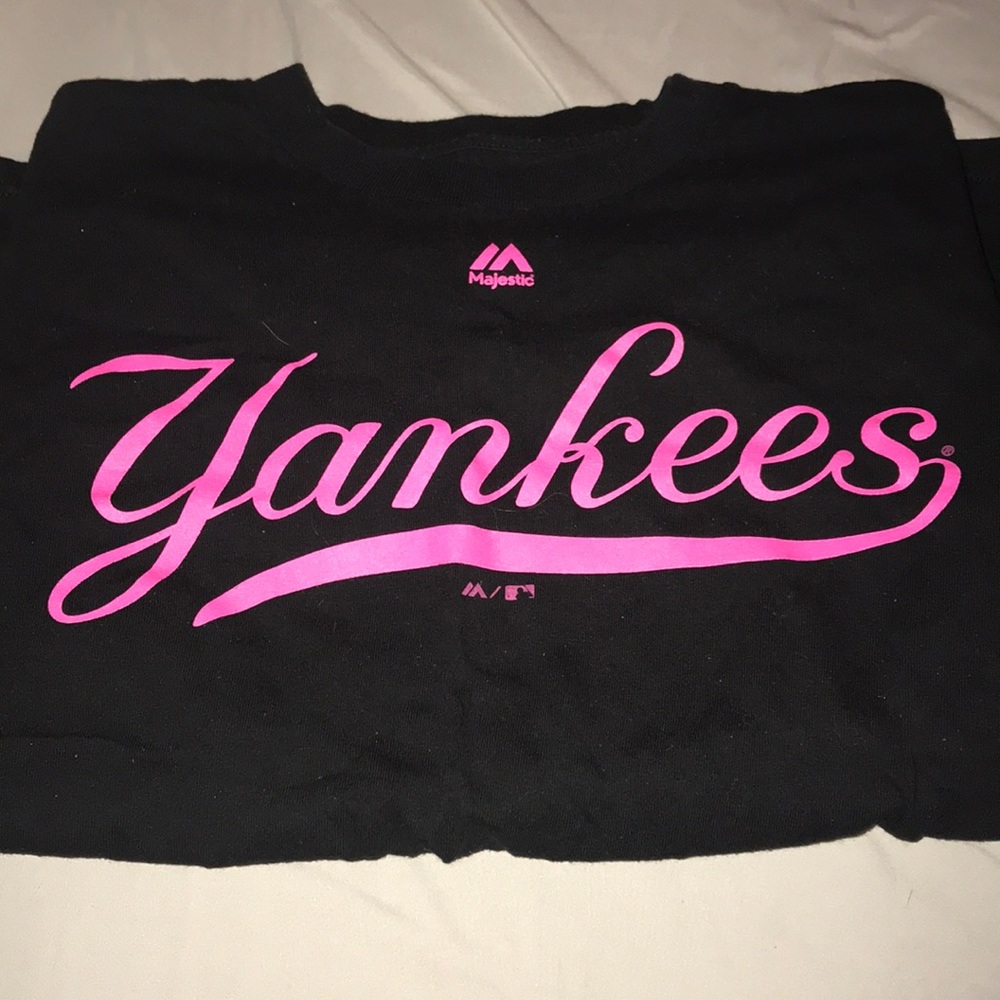 Yankees t shirt